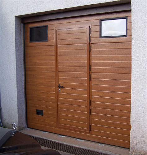 Portes de garage .